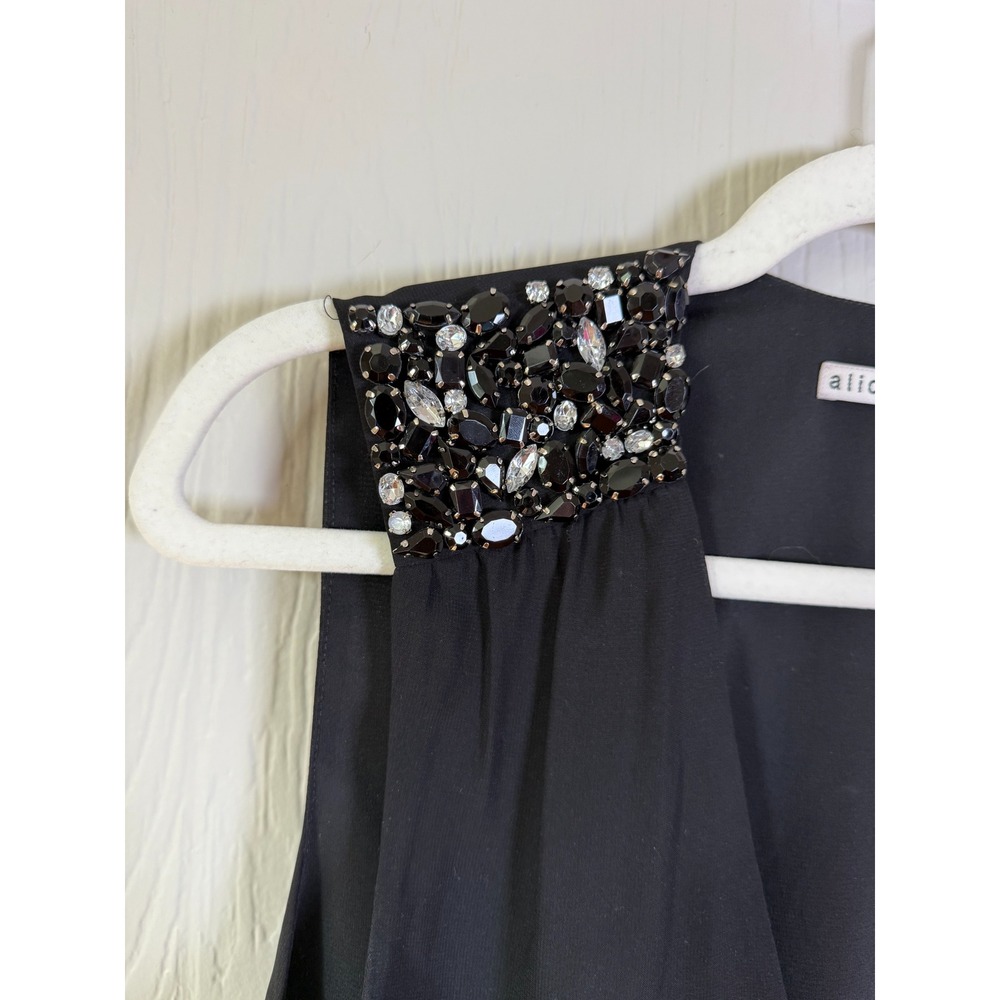Alice & Olivia  • Black V‎ Neck Sleeveless Embellished Shoulder Blouse Top - Picture 4 of 8